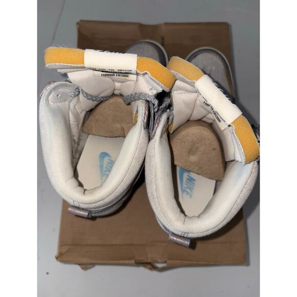 Nike women’s dunk sky high silver 6.5Y - Picture 8 of 9